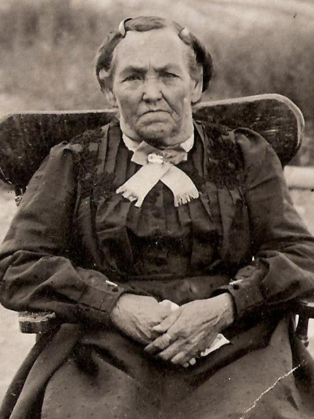 Emma Hart (1835 - 1922) Profile